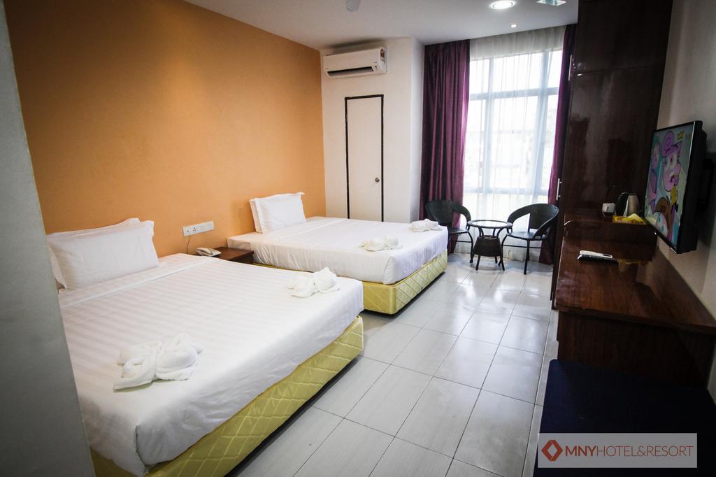 MNY Hotel&Resort Kampung Teluk Nipah Exterior foto