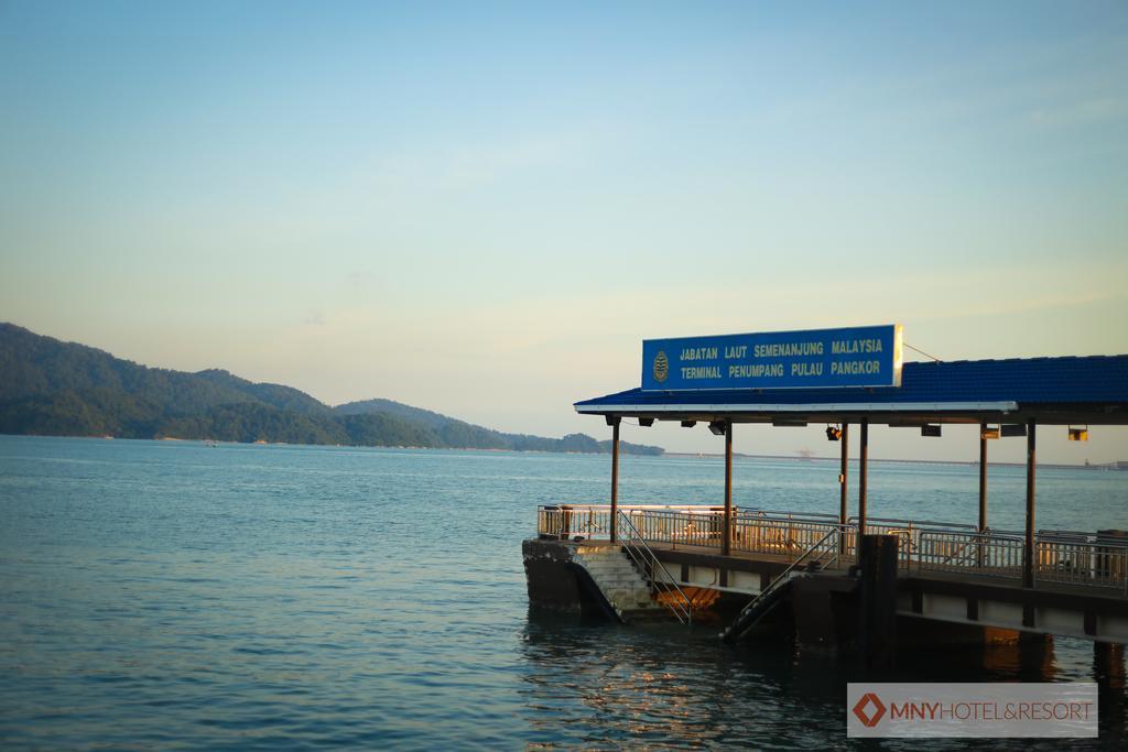 MNY Hotel&Resort Kampung Teluk Nipah Exterior foto